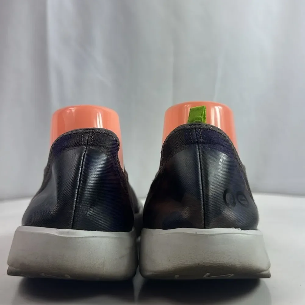 OOFOS OOmg eeZee Midnight Camo Slip On Sneakers